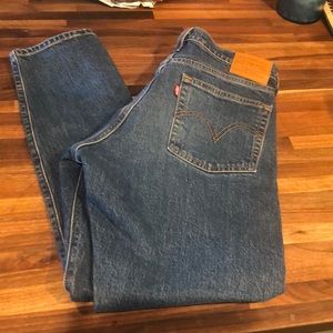 Wedgie Levi’s jeans Size 28